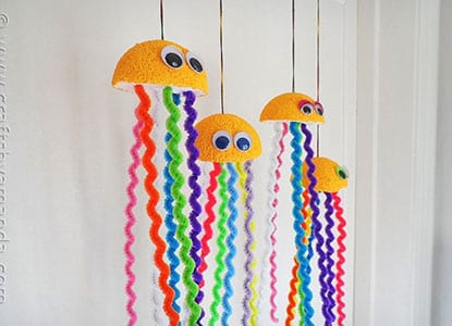 Pipe Cleaner Rainbow Jellyfish Craft